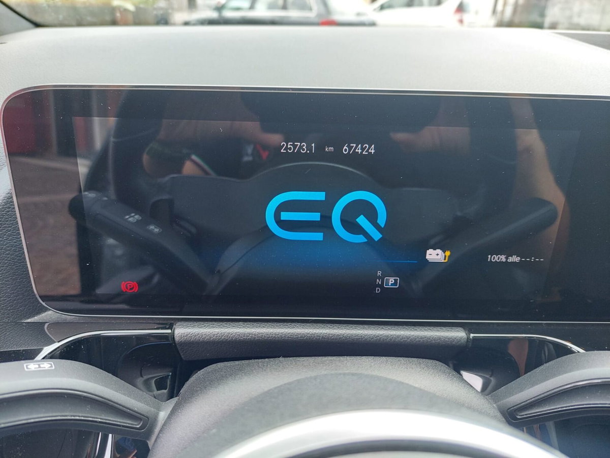 Mercedes-Benz GLA SUV 250 e EQ-Power Automatic Sport (17)