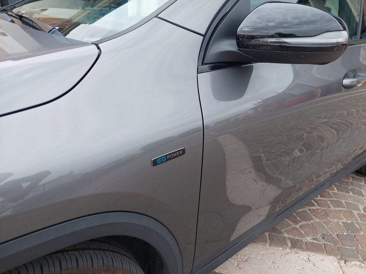 Mercedes-Benz GLA SUV 250 e EQ-Power Automatic Sport (7)