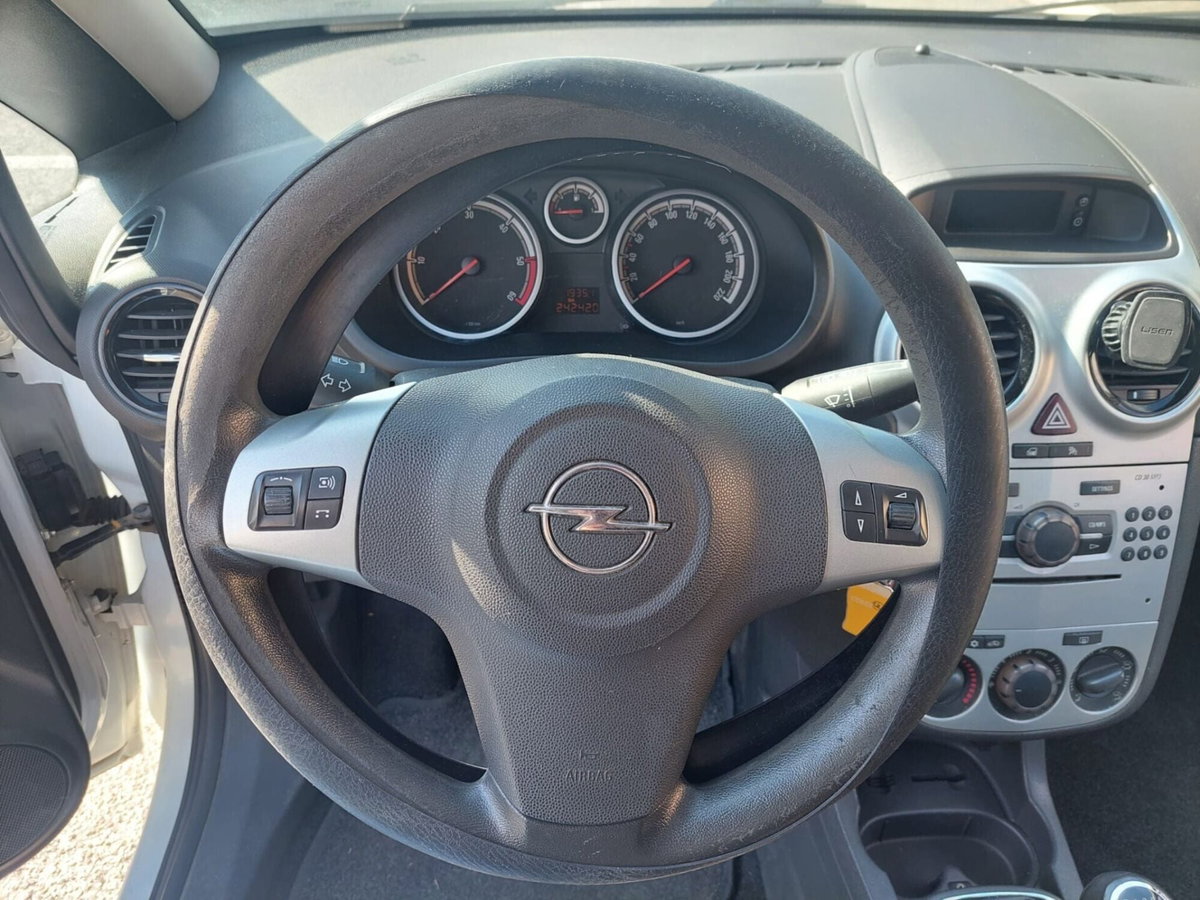 Opel Corsa 1.3 CDTI 75CV 5 porte Enjoy (13)