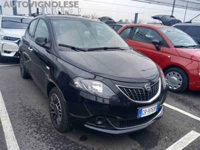 Lancia Ypsilon 1.0 FireFly 5 porte S&S Hybrid Ecochic A. Ferretti usata