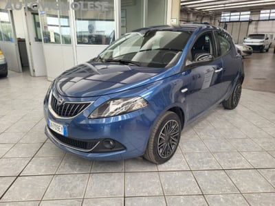 Lancia Ypsilon 1.0 FireFly 5 porte S&S Hybrid Ecochic A. Ferretti usata