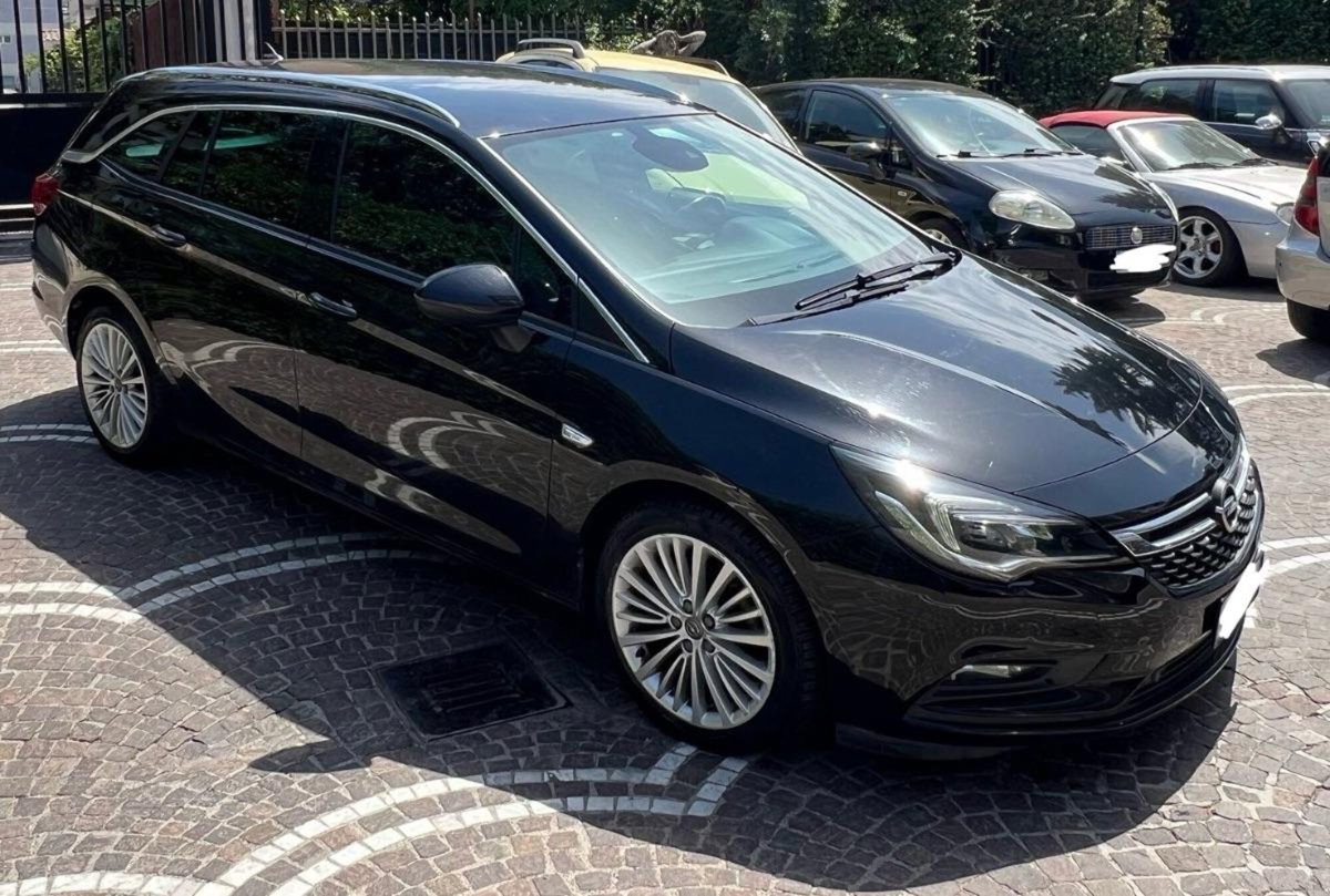 Opel Astra Station Wagon 1.6 CDTi Sports Elective (10)