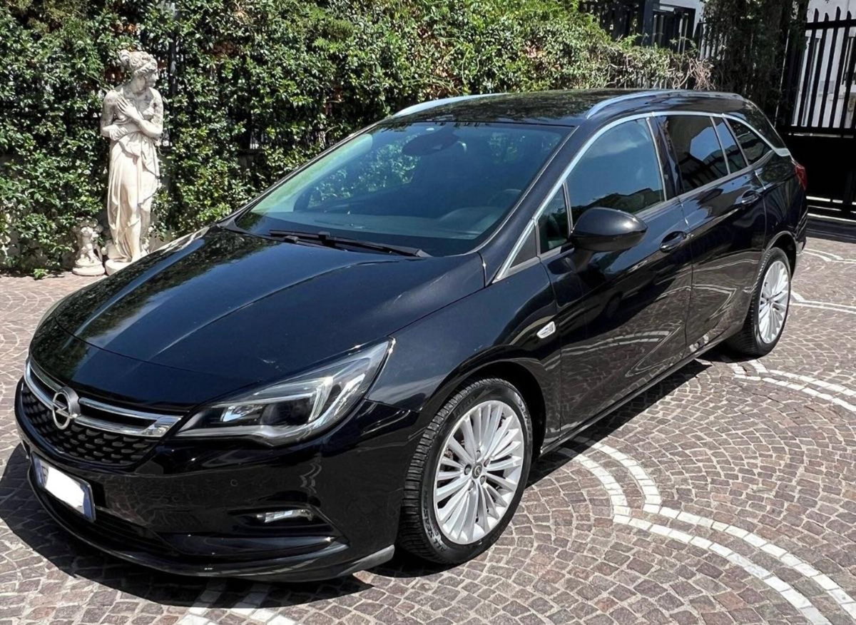 Opel Astra Station Wagon 1.6 CDTi Sports Elective (8)