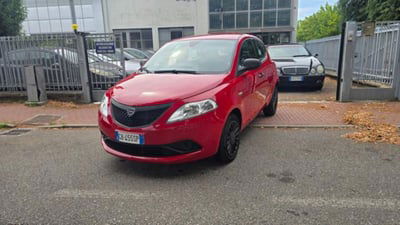 Lancia Ypsilon 1.0 FireFly 5 porte S&S Hybrid Ecochic Gold usata
