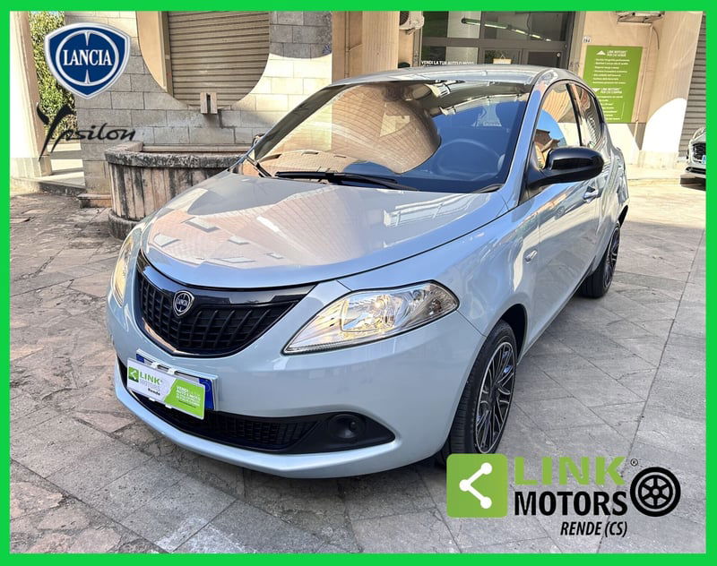 Lancia Ypsilon 1.0 FireFly 5 porte S&S Hybrid Silver Plus