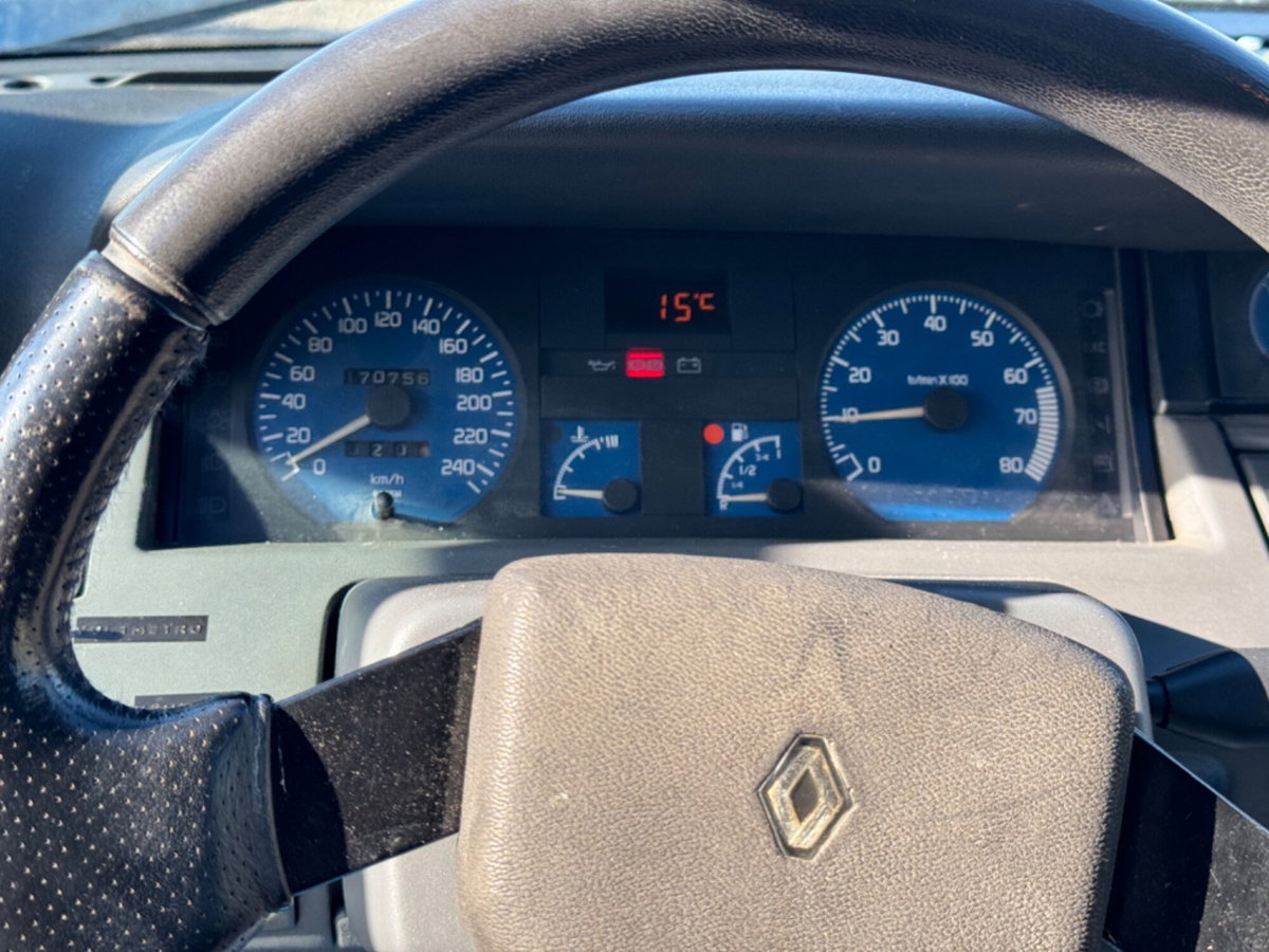 Renault Clio 16V cat (13)