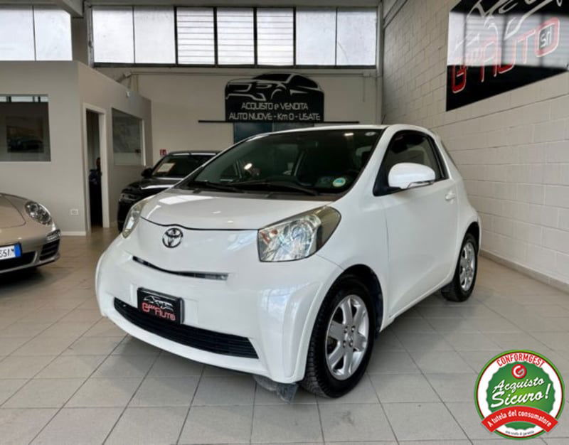 Toyota iQ 1.0 Multidrive
