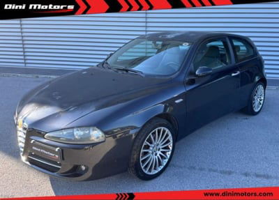 Alfa Romeo 147 1.6 16V TS (105) 5 porte Distinctive usata