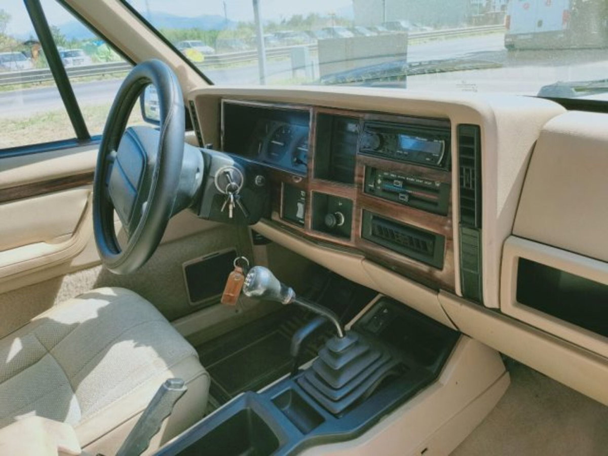 Jeep Cherokee TD 5 porte Selec-Trac Country (5)