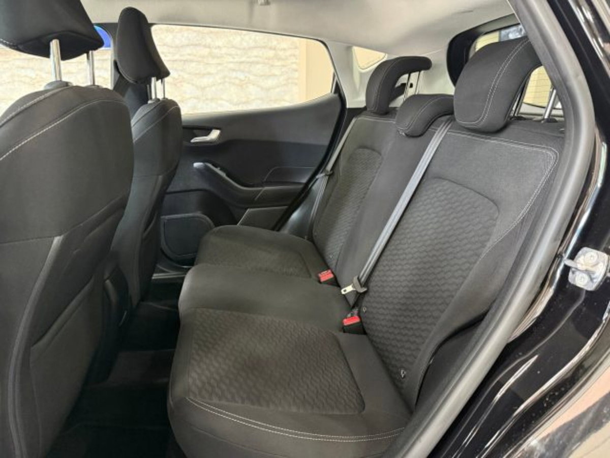 Ford Fiesta 1.1 75 CV GPL 5 porte Titanium (18)