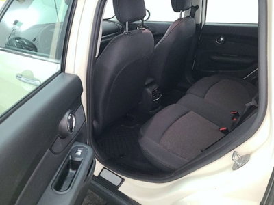 MINI Mini Clubman 2.0 Cooper D Business Clubman (10)