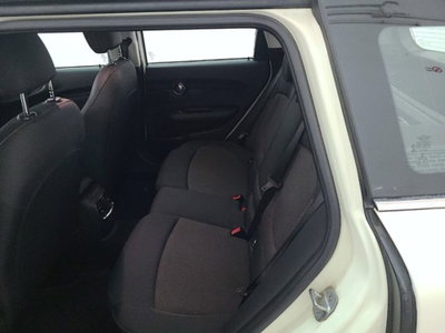 MINI Mini Clubman 2.0 Cooper D Business Clubman (11)