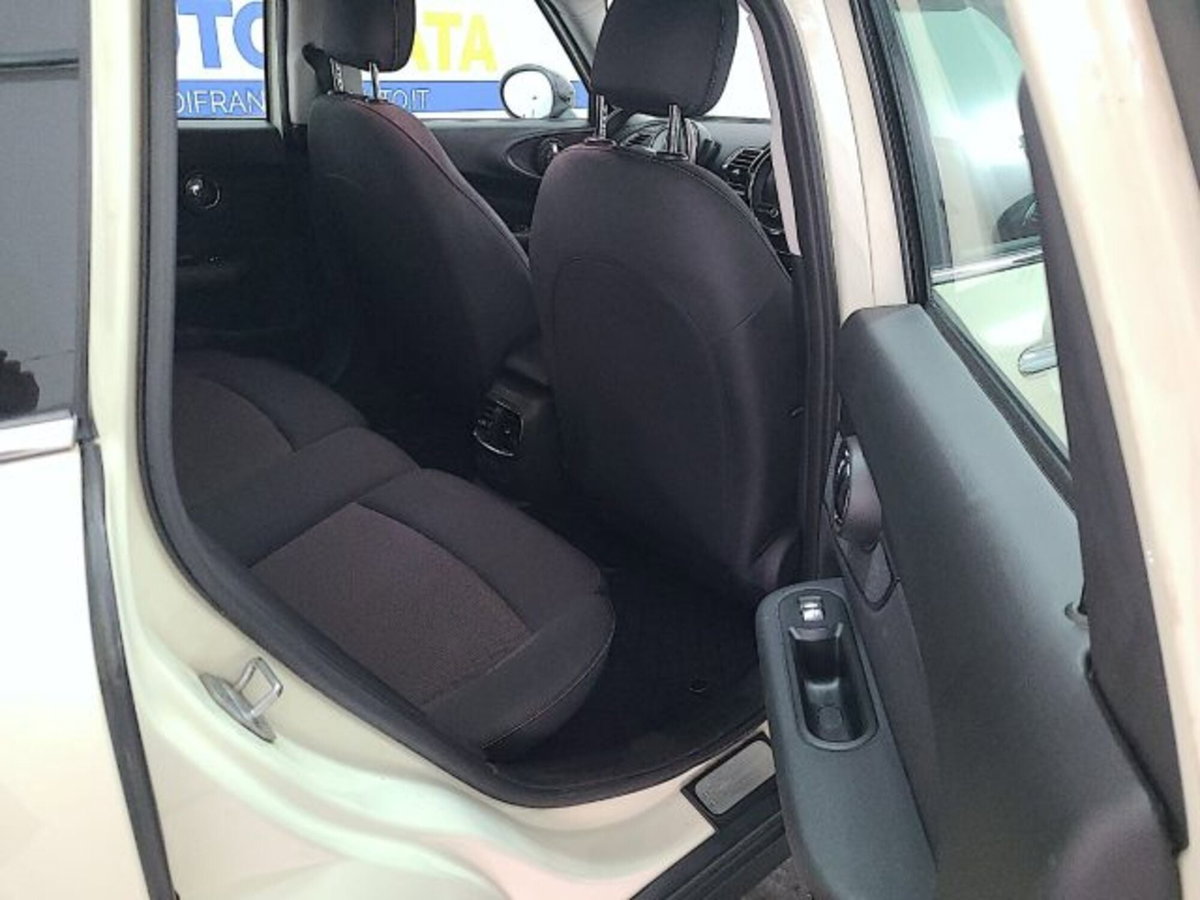 MINI Mini Clubman 2.0 Cooper D Business Clubman (12)