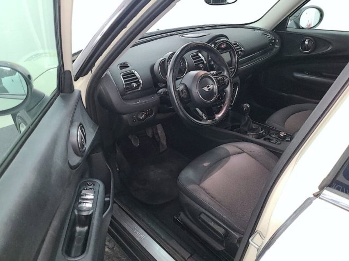 MINI Mini Clubman 2.0 Cooper D Business Clubman (7)