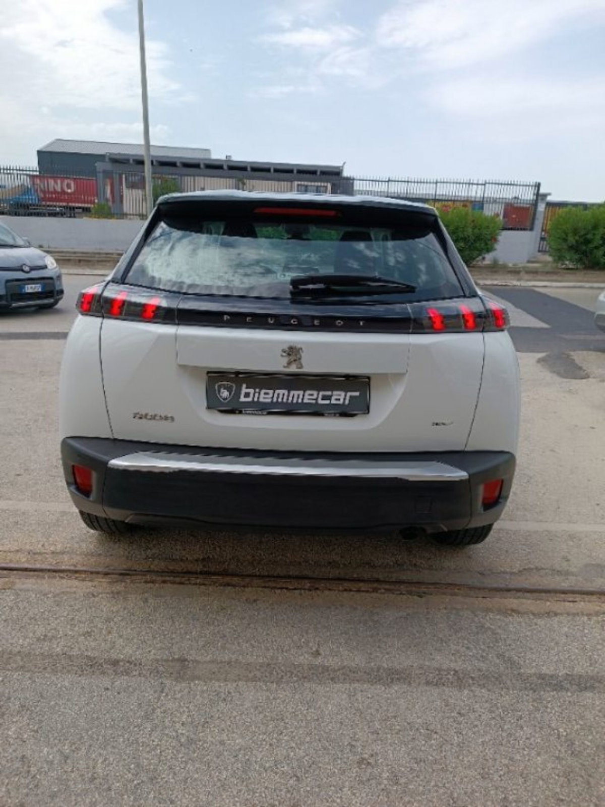 Peugeot 2008 PureTech 100 S&S Allure (6)