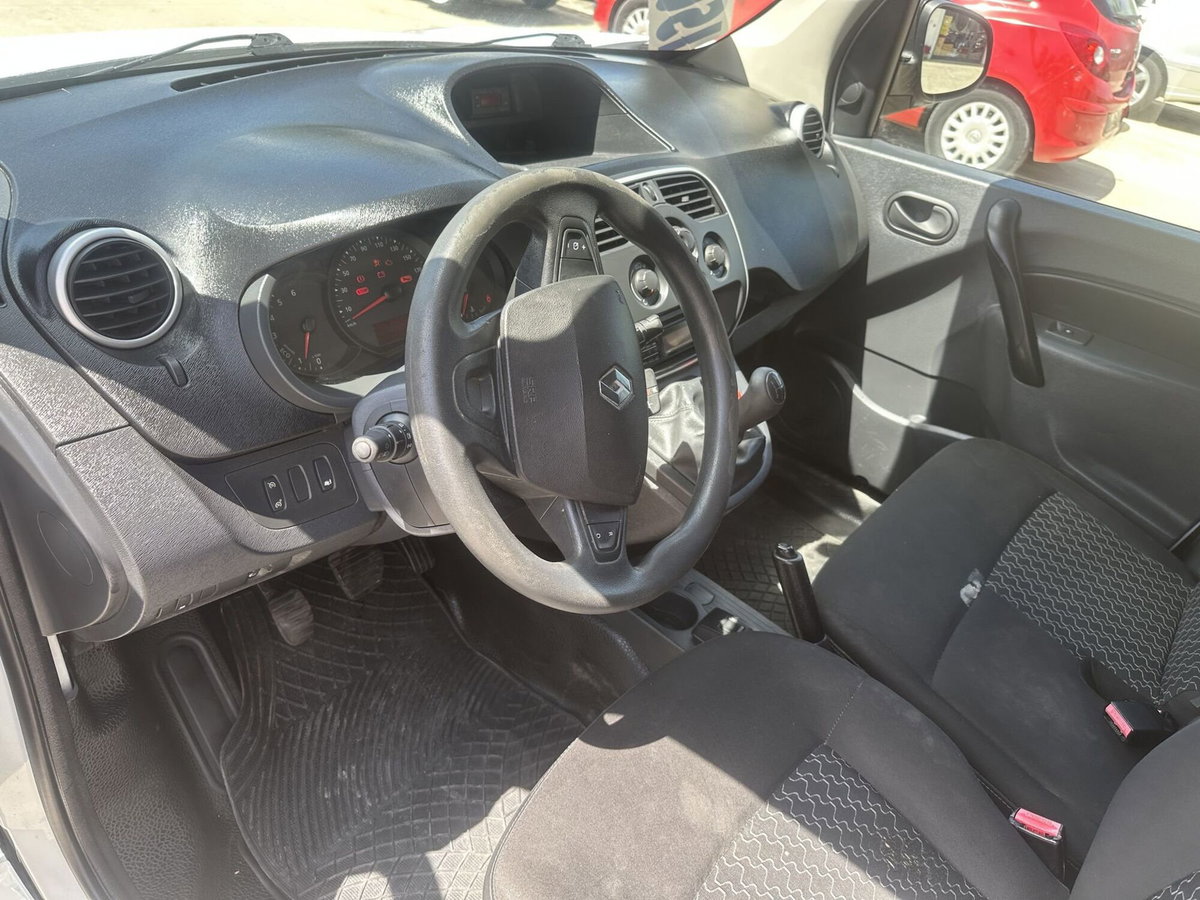 Renault Kangoo 1.5 dCi 90CV F.AP. 4 porte (8)