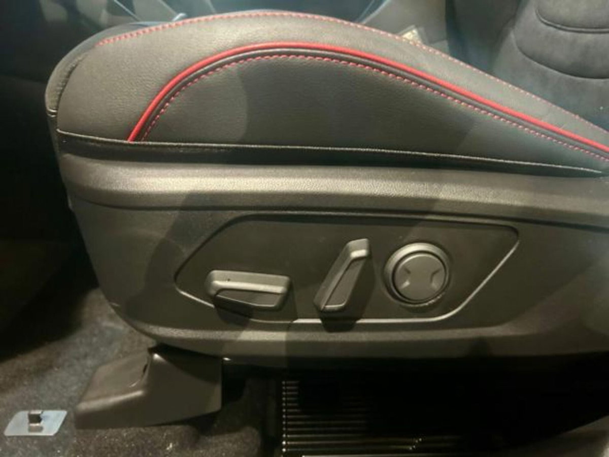 Hyundai Tucson 1.6 t-gdi 48V Xtech 2wd mt (7)