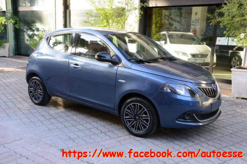 Lancia Ypsilon 1.0 FireFly 5 porte S&S Hybrid Ecochic Gold
