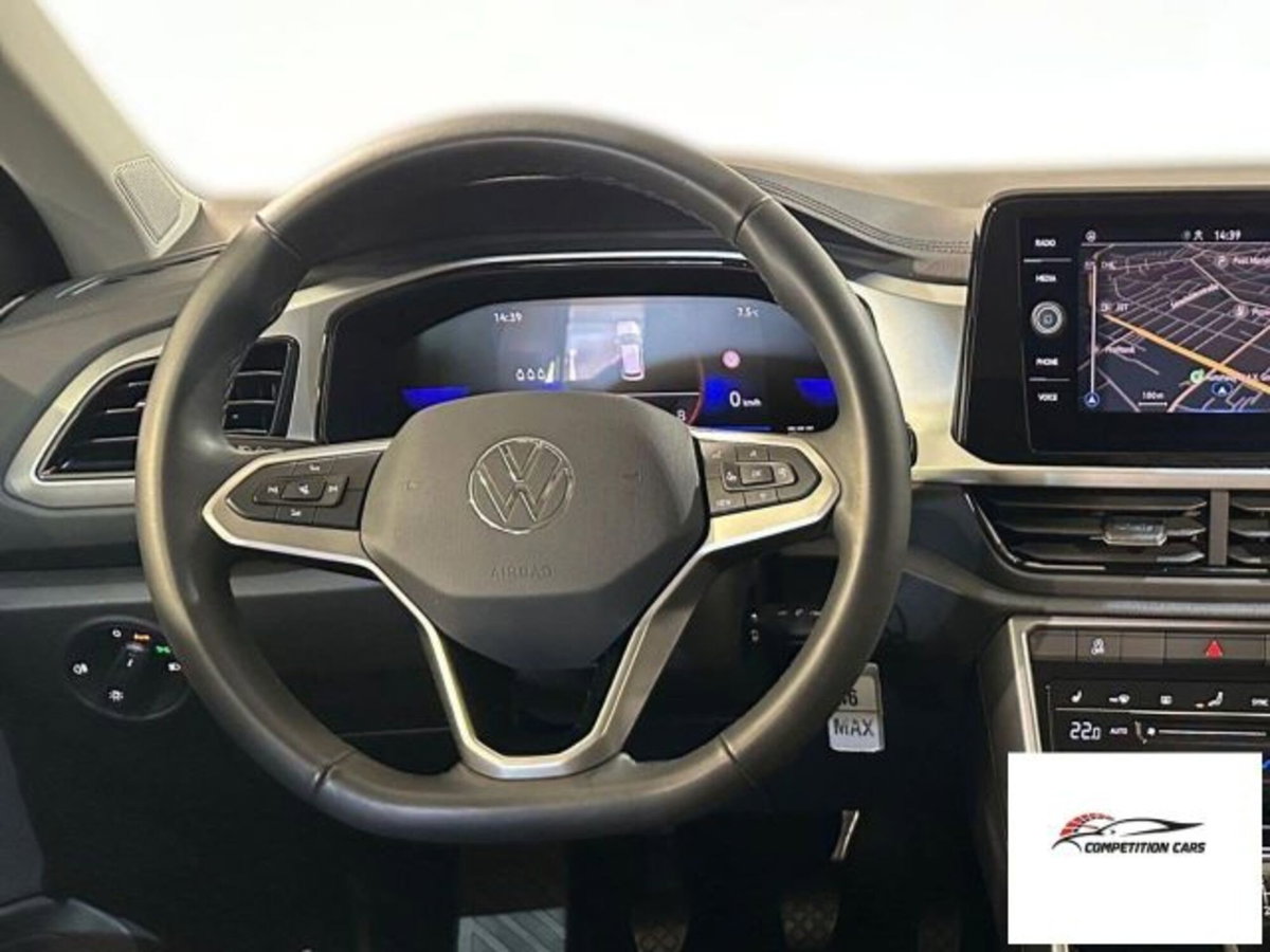 Volkswagen T-Roc 1.5 tsi Life (16)