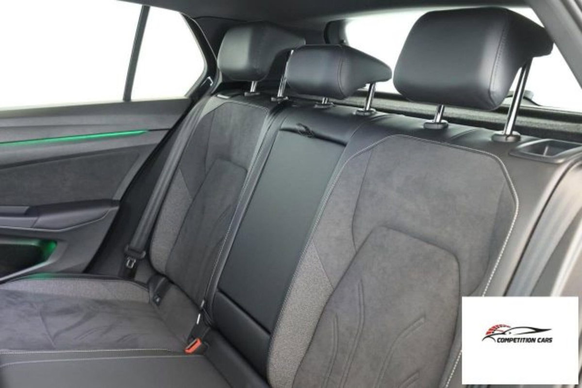 Volkswagen Golf 1.5 etsi 50 Years 150cv dsg (14)