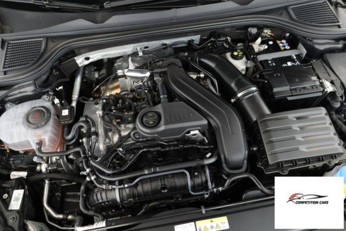 Volkswagen Golf 1.5 etsi 50 Years 150cv dsg (7)