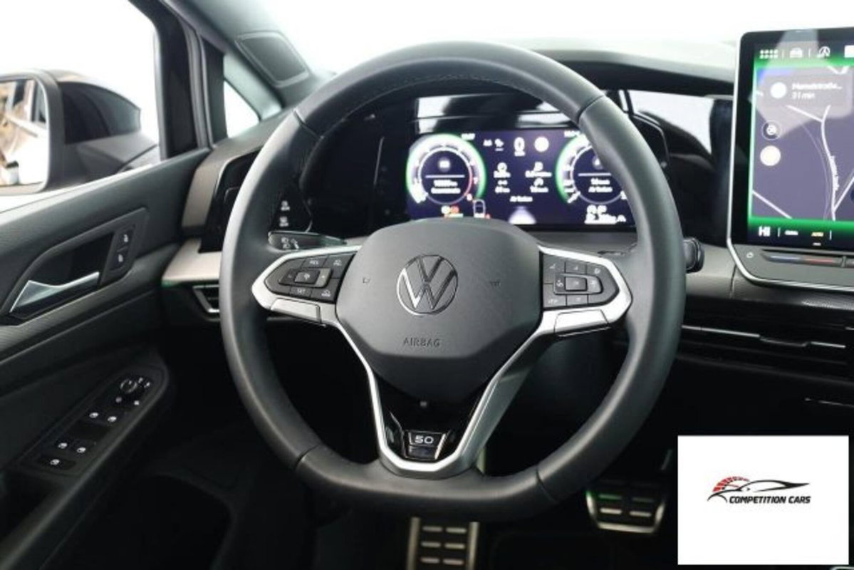 Volkswagen Golf 1.5 etsi 50 Years 150cv dsg (9)