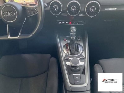 Audi TT Coupé 1.8 TFSI (11)