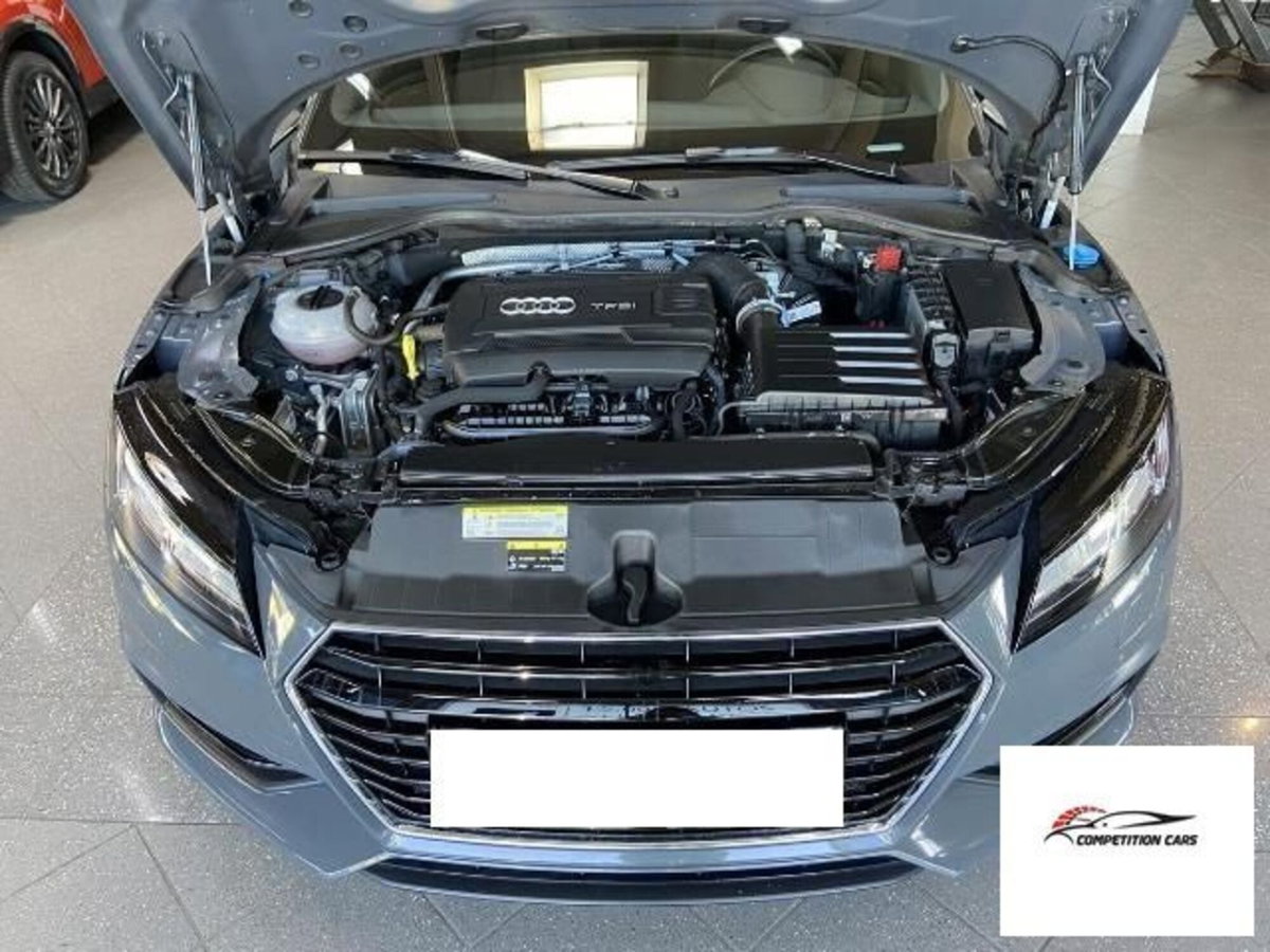 Audi TT Coupé 1.8 TFSI (12)