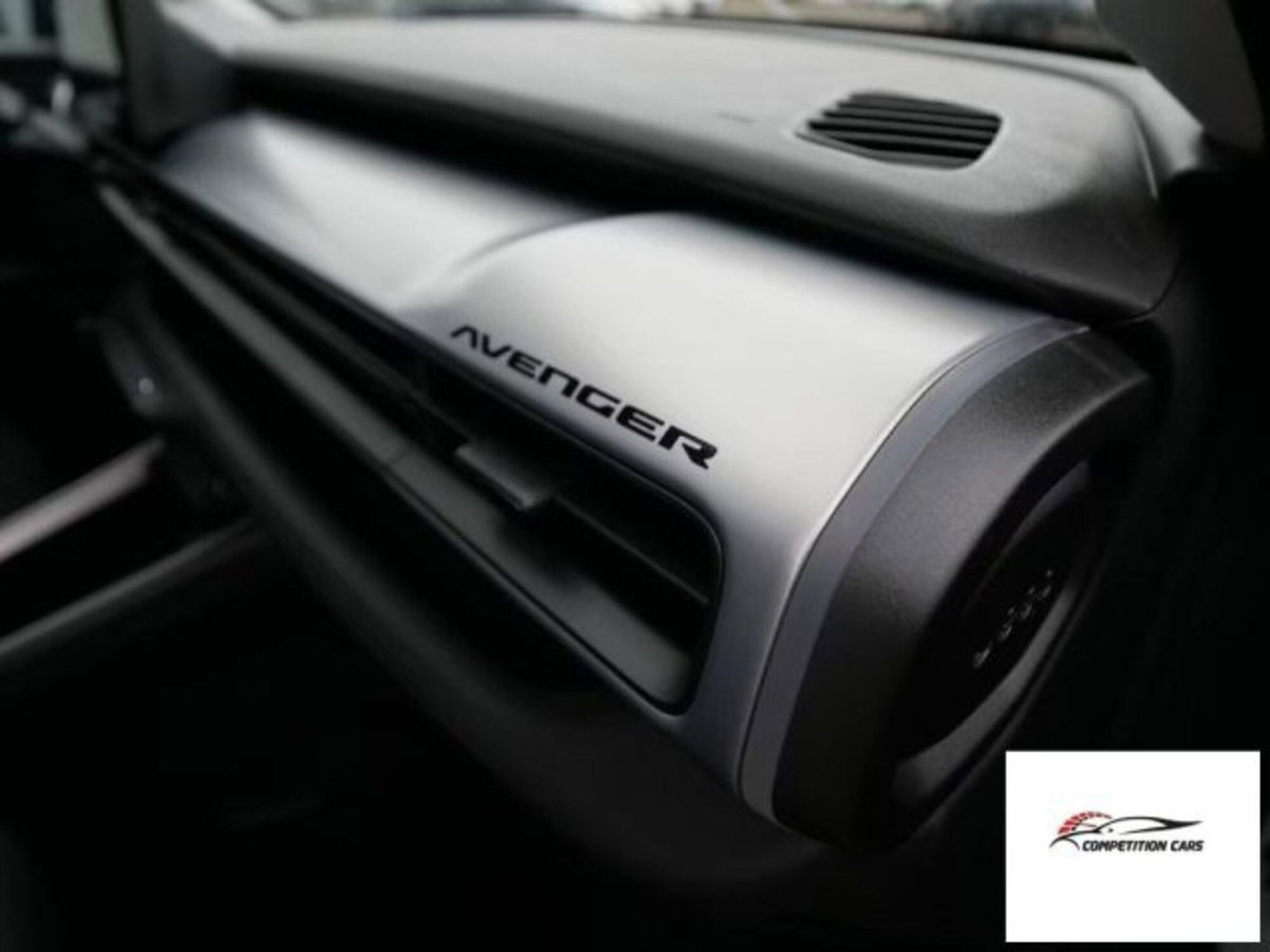 Jeep Avenger 1.2 turbo Summit fwd 100cv (10)