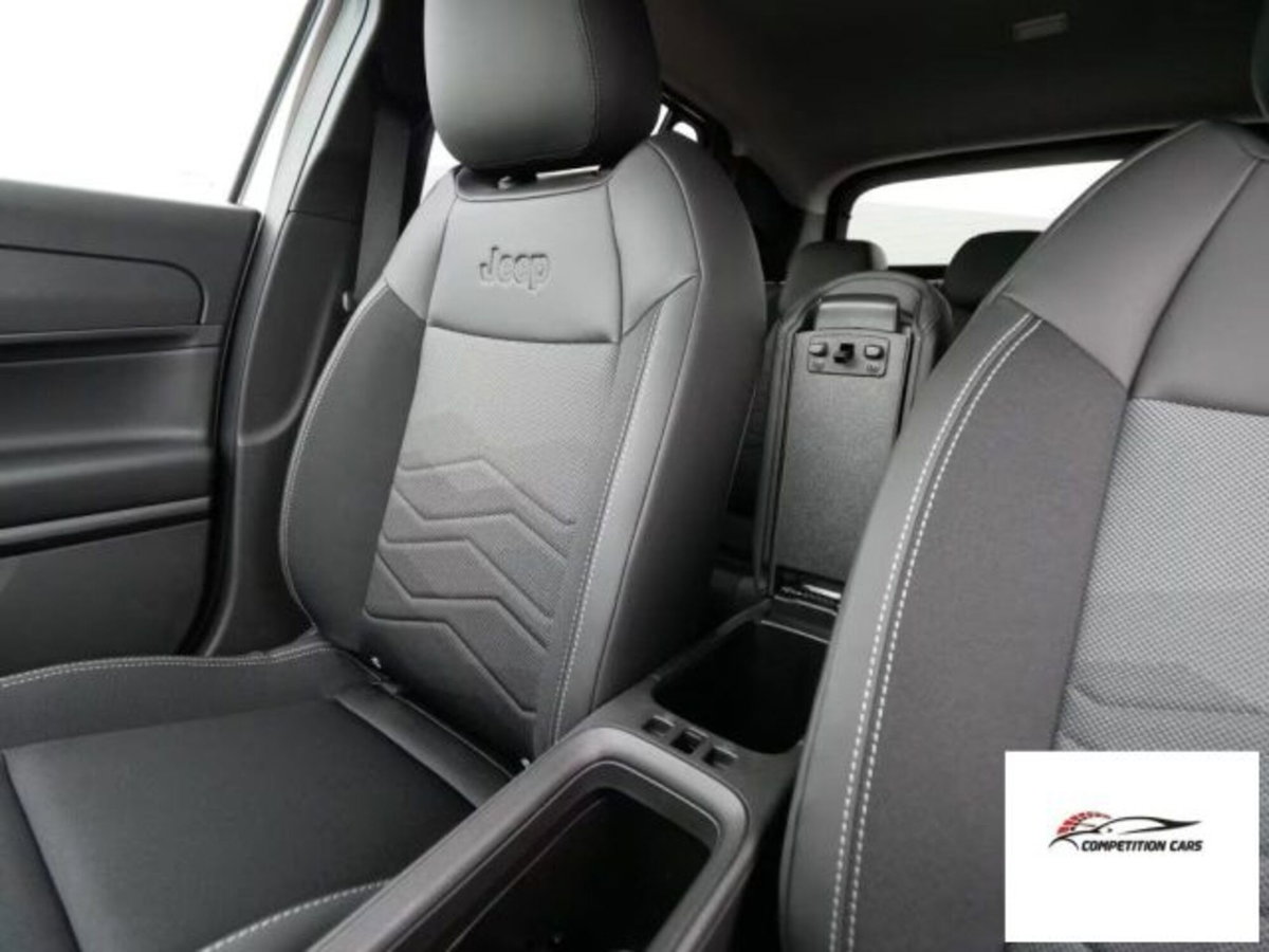 Jeep Avenger 1.2 turbo Summit fwd 100cv (12)