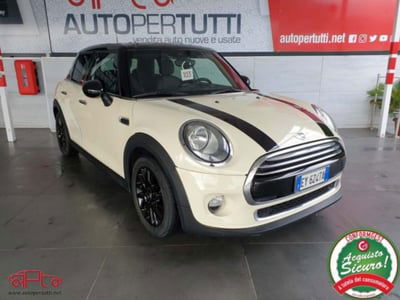 MINI Mini 1.5 Cooper D Boost 5 porte usata