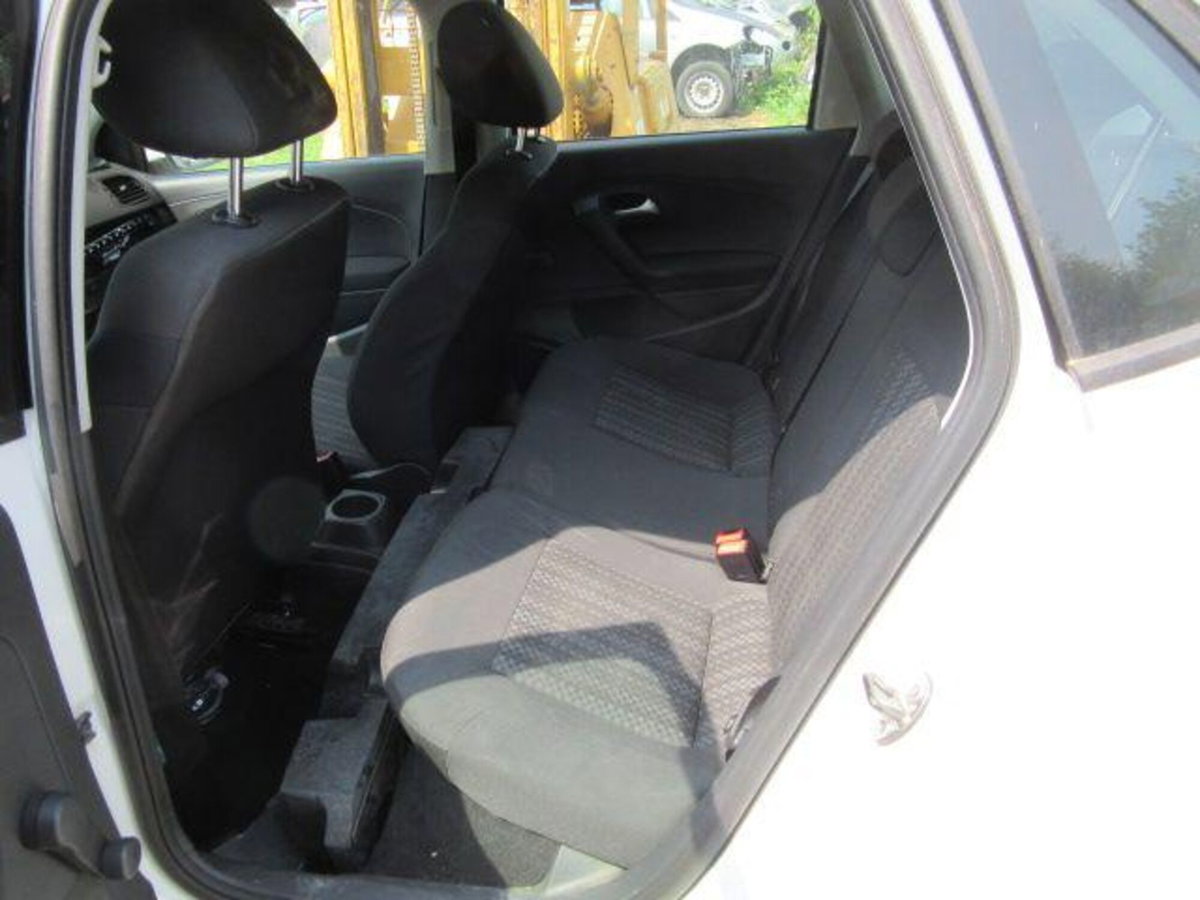Volkswagen Polo 1.0 MPI 5p. Trendline (5)