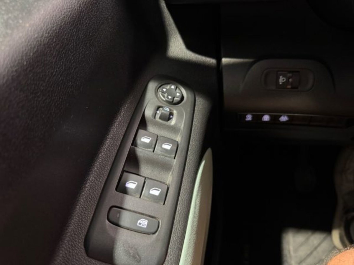 Citroen Berlingo BlueHDi 130 Stop&Start M Feel Pack (16)