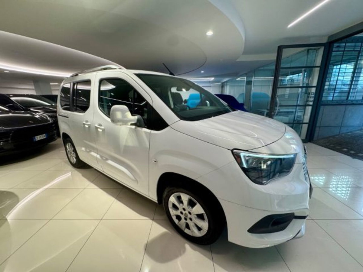 Opel Combo Life 1.5D 100 CV S&S Innovation (6)