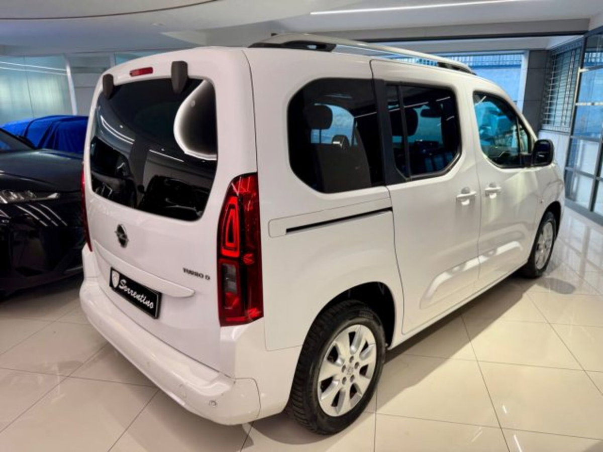 Opel Combo Life 1.5D 100 CV S&S Innovation (8)