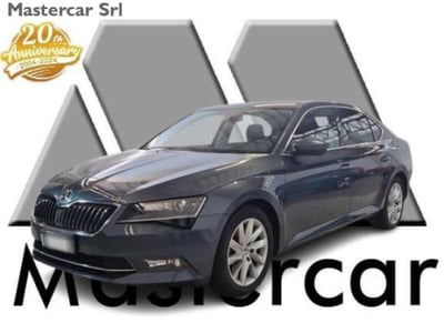 Skoda Superb 2.0 TDI Executive usata