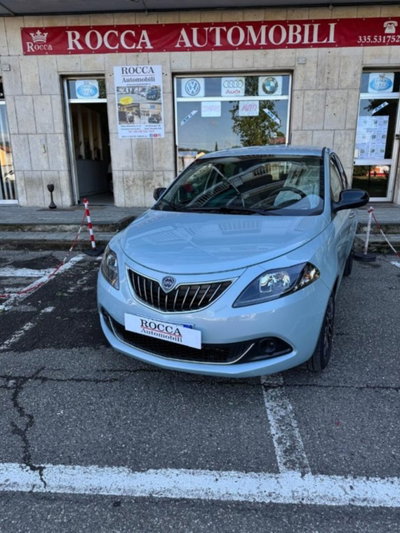 Lancia Ypsilon 1.0 FireFly 5 porte S&S Hybrid Ecochic Silver (18)