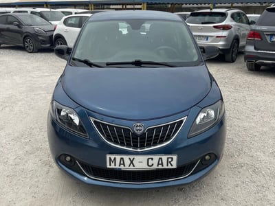 Lancia Ypsilon 1.0 FireFly 5 porte S&S Hybrid Ecochic Gold usata