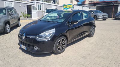 Renault Clio 1.2 75CV 5 porte Wave usata