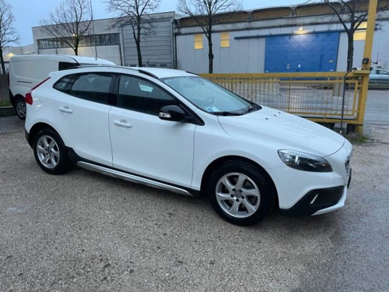 Volvo V40 Cross Country D2 1.6 Powershift Momentum
