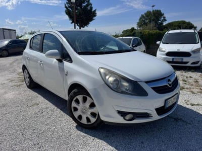 Opel Corsa 1.2 80CV 5 porte GPL-TECH Enjoy usata