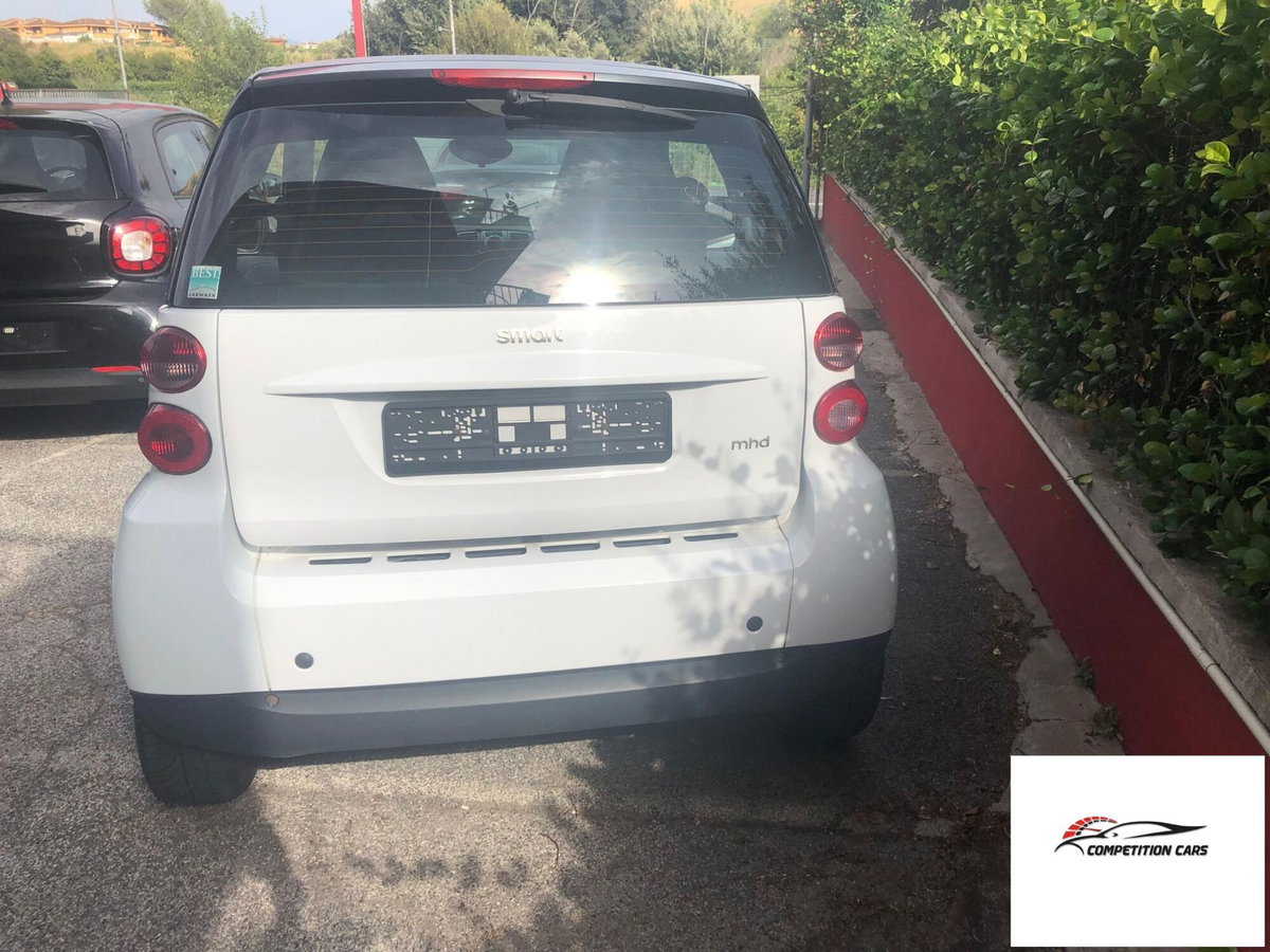 smart Fortwo 1000 52 kW MHD coupé passion (4)