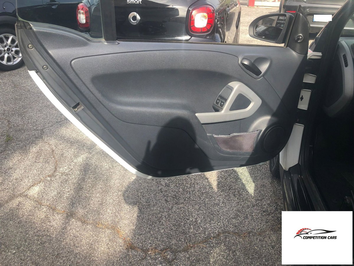 smart Fortwo 1000 52 kW MHD coupé passion (5)