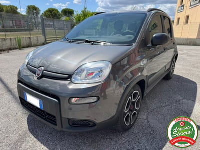 Fiat Panda 1.0 FireFly S&S Hybrid City Cross usata