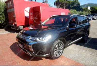 Mitsubishi Outlander 2.0 2WD GPL Bi-fuel CVT Instyle usata