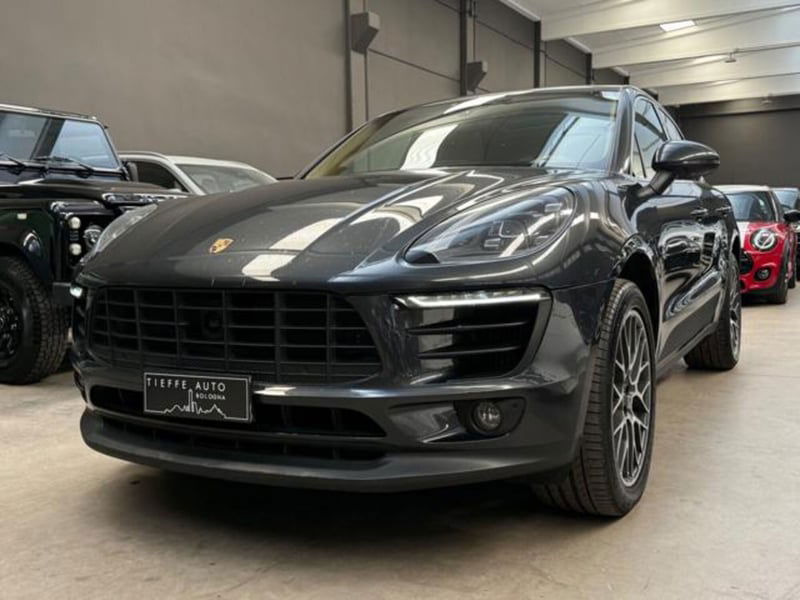 Porsche Macan S