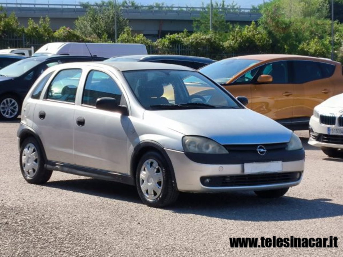 Opel Corsa 1.2i 16V cat 5 porte 'Njoy (3)