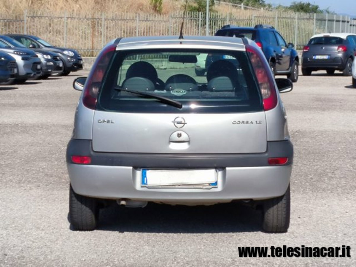Opel Corsa 1.2i 16V cat 5 porte 'Njoy (5)