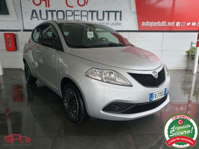 Lancia Ypsilon 1.2 69 CV 5 porte Gold usata
