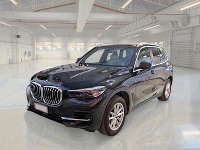 BMW X5 xDrive30d 48V xLine usata